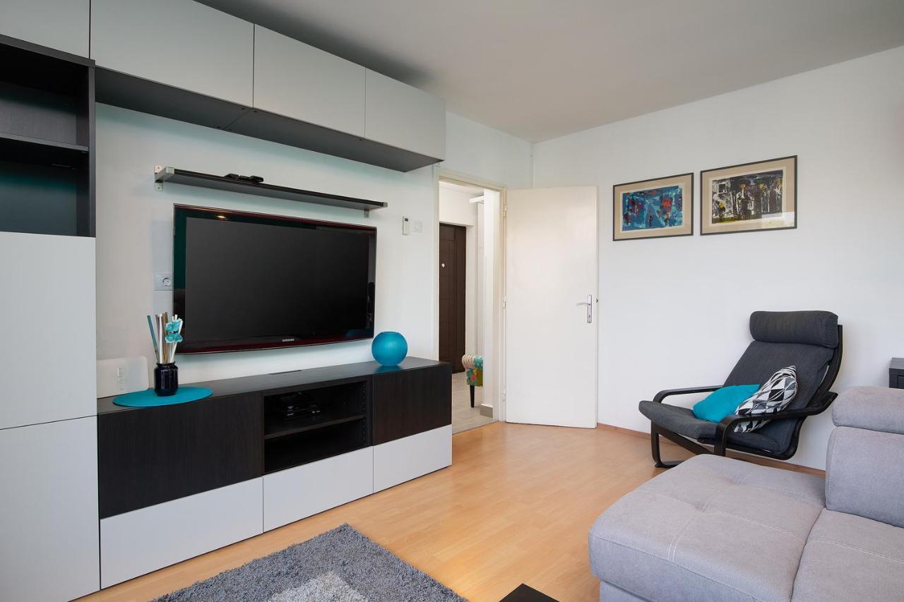 Apartment Kim Пула Екстериор снимка