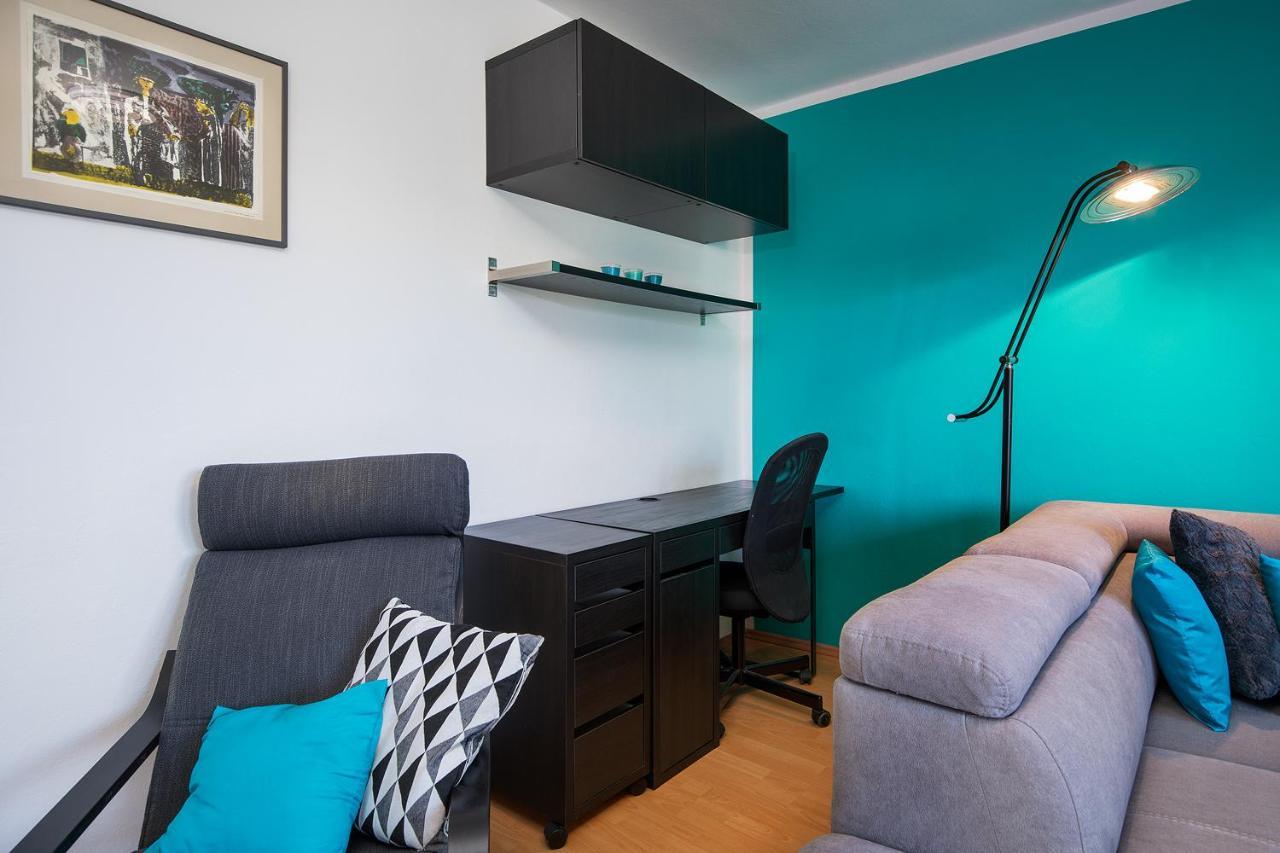 Apartment Kim Пула Екстериор снимка